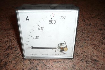 #elektronika #przekaźnik #stare #tęć #bezpiecznik #przetwornica #miernik #elektromagnetyczny #licznik #ebonit #transformator #pracownia #laboratorium #hobby #kondensator #krzysztof09876 #elektroman #electronics