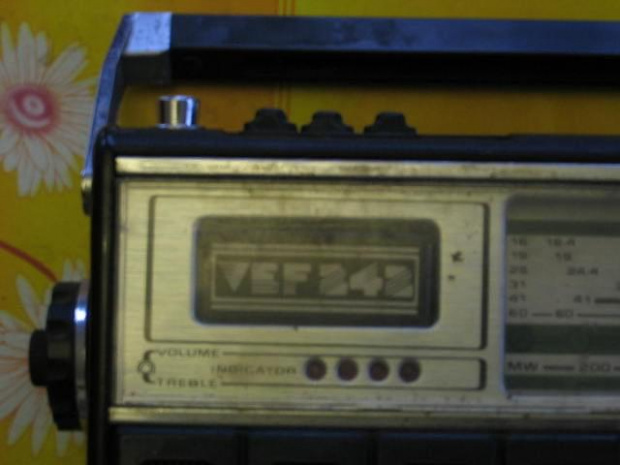 Radio tranzystorowe VEF242 #radio #allegro #odbiornik #tranzystor #rewelacja #okazja #Łotwa #tento #aukcja #ussr #vef242