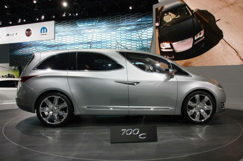 Chrysler 700c #motoryzacja