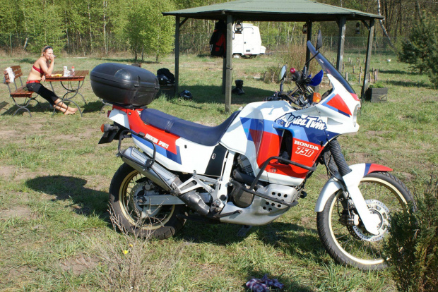 XRV750