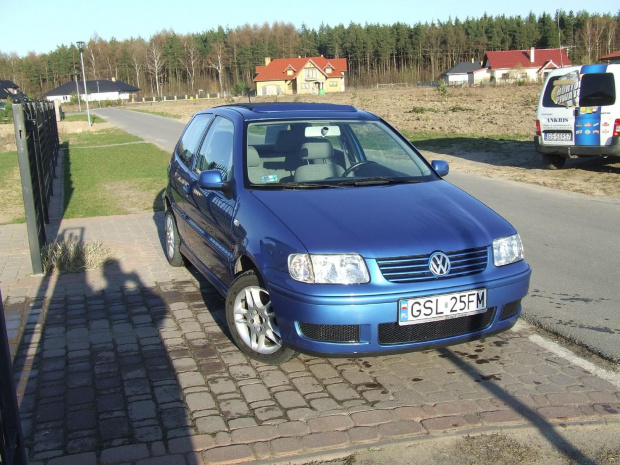 Sprzedam Polo 1.0 MPI 2001 rok przebieg 80 tys. km