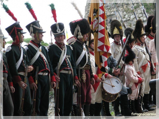 19 czerwca 2010 r. pod Twierdzą Srebrna Góra -inscenizacja historyczna. 200 żołnierzy z epoki napoleońskiej odtwarza bitwę z roku 1807.