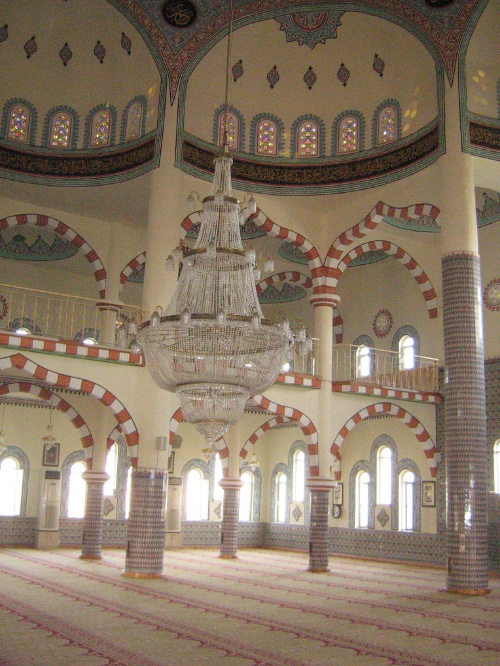 Wnętrze meczetu w Side