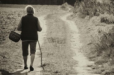 iść.. #człowiek #ludzie #portret