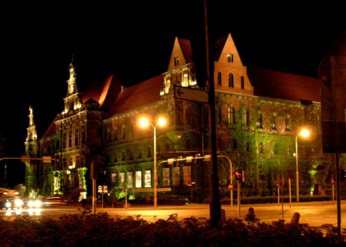 Wrocław nocą.