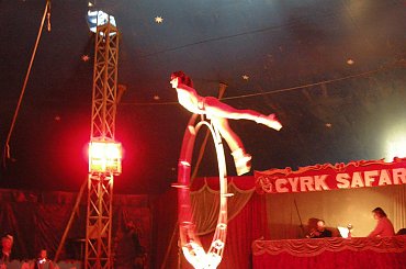 Cyrk Safari-2010. Zapraszamy na www.portalcyrkowy.ubf.pl #cyrk #safari #sezon #clown #rzeszów #występycyrkowe #kmc #portal #cyrkowy #portalcyrkowy #cyrksafari #arena