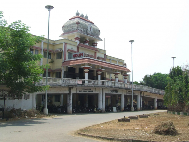 Stacja kolejowa w Udupi, Indie