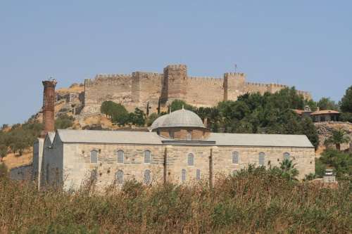 Efez - Meczet Isa Bey Camii i Cytadela Ayasuluk w tle