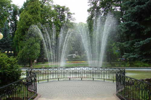 Polanica Zdrój (fontanna w parku zdrojowym)