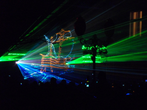 III Festiwal Światła w Cieplicach,fragment pokazu laserowego #IIIFestiwalŚwiatłaWCieplicach #zima #JeleniaGóra