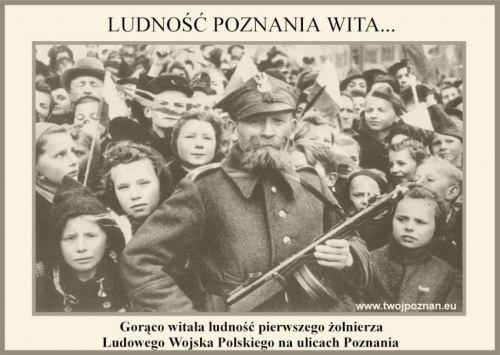 Poznań_Gorąco witała ludność pierwszego żołnierza Ludowego Wojska Polskiego