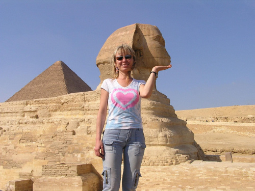 Żeby wycieczka się udała należy oswoić Sfinksa #Egipt #egzotyczne #Kair #piramida #Sfinks #Giza