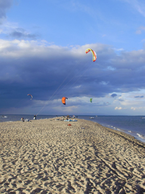 Wysepka w Rewie, Morze Bałtyckie #wysepka #morze #niebo #MorzeBałtyckie #sport